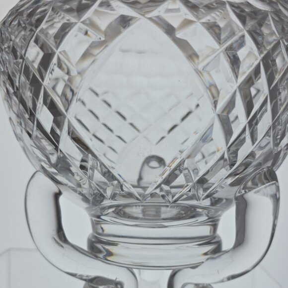 Hand cut glass rose bowl signed - Picture 2 of 3